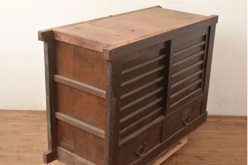 和製アンティーク　使い込まれた味わいが楽しめる、明治大正期の四尺水屋箪笥サイドボード(4尺、収納棚、食器棚)(R-048959)