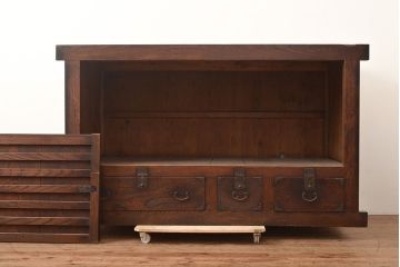 和製アンティーク　前面欅(ケヤキ)材　重厚な佇まいの大型帳場箪笥(水屋箪笥、サイドボード、テレビ台、テレビボード)(R-048964)