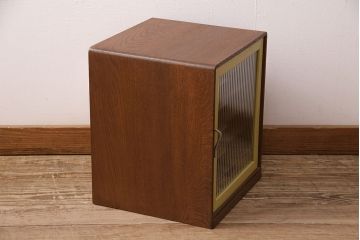 和製アンティーク　ペイントカラーがアクセントになる扉付の書類ケース(小引き出し、棚)(R-048965)