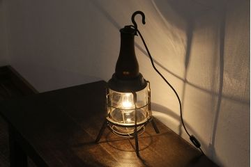 ヴィンテージ照明　星電機製造所　船舶用?　錆びついた風合いがかっこ良い置き型照明(ランプ、スタンドライト、ビンテージ)(R-048971)