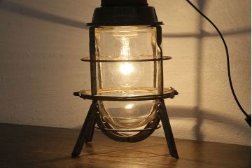 ヴィンテージ照明　星電機製造所　船舶用?　錆びついた風合いがかっこ良い置き型照明(ランプ、スタンドライト、ビンテージ)(R-048971)