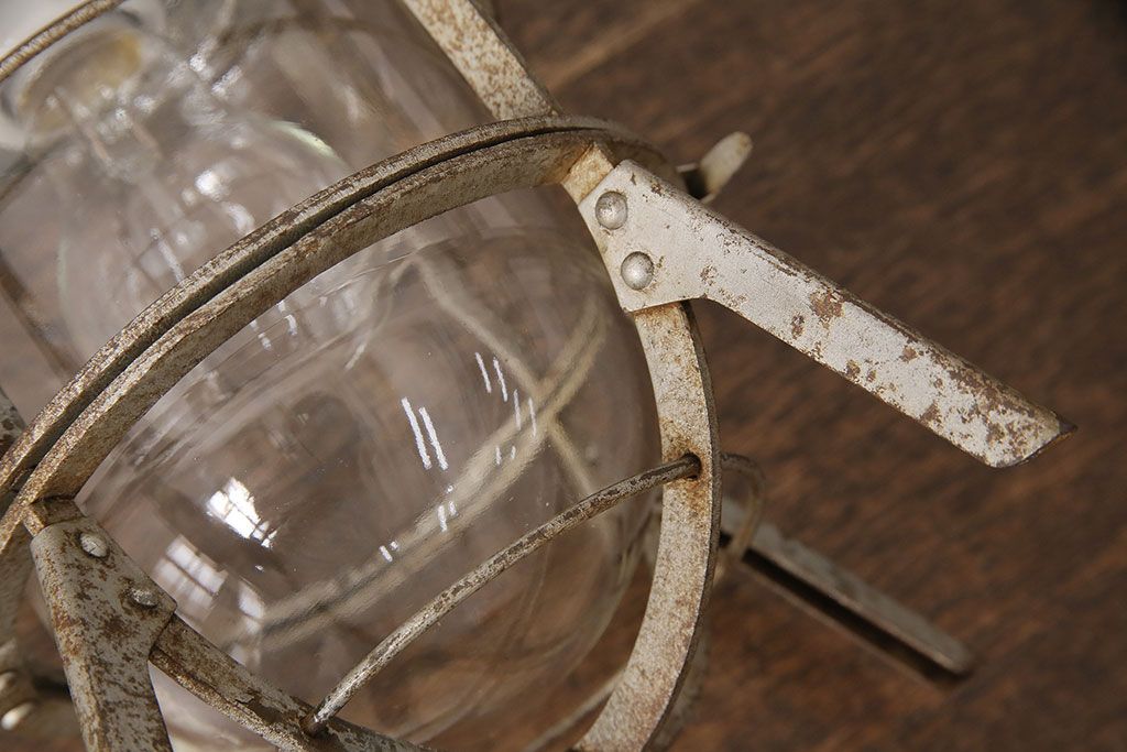 ヴィンテージ照明　星電機製造所　船舶用?　錆びついた風合いがかっこ良い置き型照明(ランプ、スタンドライト、ビンテージ)(R-048971)