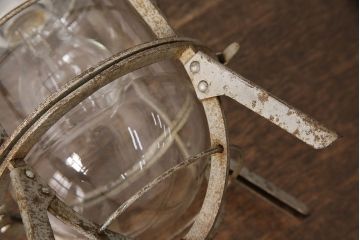 ヴィンテージ照明　星電機製造所　船舶用?　錆びついた風合いがかっこ良い置き型照明(ランプ、スタンドライト、ビンテージ)(R-048971)