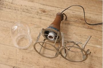 ヴィンテージ照明　星電機製造所　船舶用?　錆びついた風合いがかっこ良い置き型照明(ランプ、スタンドライト、ビンテージ)(R-048971)