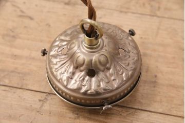 アンティーク照明　美しい切子カットが魅力的なガラスシェードの天井照明(吊り下げ照明、ペンダントライト)(R-048972)