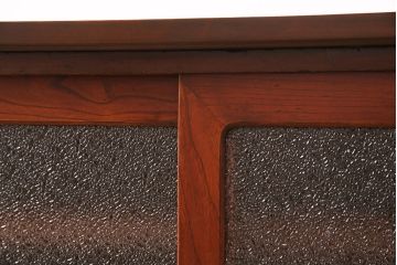 和製アンティーク　品のある佇まいが魅力的な前面ケヤキ材製の時代箪笥ローボード(収納棚、戸棚、キャビネット)(R-048977)