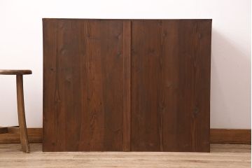 和製アンティーク　見せる収納を楽しめる!シンプルさが魅力の戸棚(収納棚、キャビネット)(R-048982)