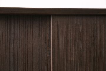 中古　かくし付き　しっとりとした気品を漂わせる国産の総桐箪笥(並厚、桐たんす)(衣装箪笥、和タンス、重ね箪笥、桐たんす)(R-048990)