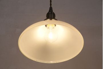 アンティーク照明　素朴な雰囲気が昔懐かしい天井照明(吊り下げ照明、ペンダントライト)(R-048993)
