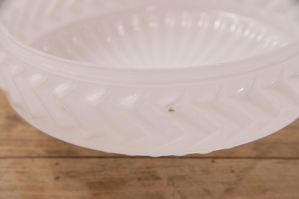 アンティーク照明　モダンなエンボスの意匠がお洒落なペンダントライト(天井照明、吊り下げ照明)(R-048994)