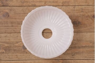 アンティーク照明　モダンなエンボスの意匠がお洒落なペンダントライト(天井照明、吊り下げ照明)(R-048994)