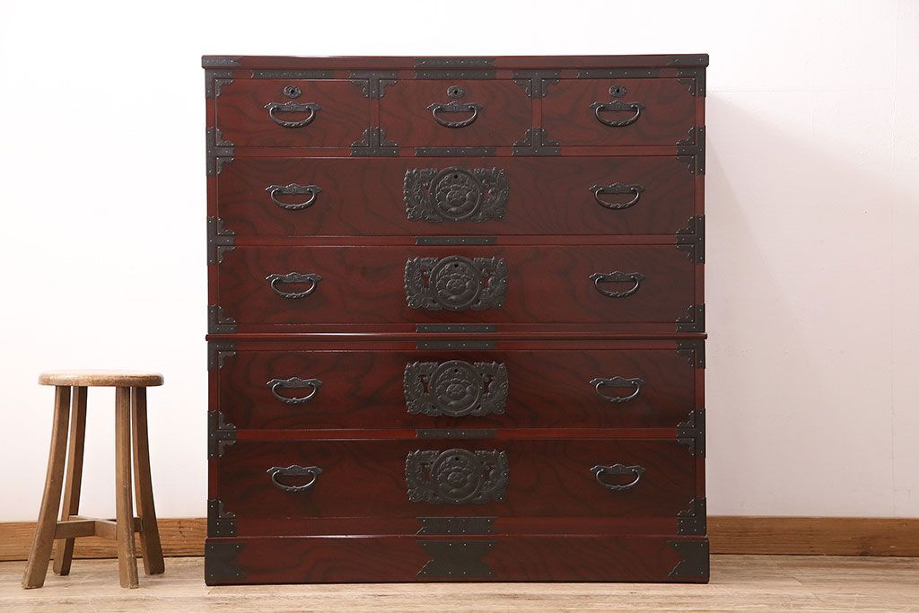 古い木味 二本松箪笥 引き出し2杯子引き出し2杯 カラクリ松竹梅蝶金具