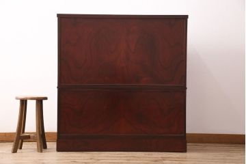 中古　美品　田中家具　ケヤキ材　気品ある佇まいが魅力的な二本松伝統家具の重ね箪笥(衣装箪笥、引き出し)(定価約40万円)(R-048998)