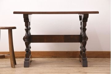 中古　松本民芸家具　レアな逸品!凝った脚のデザインが印象的な#29安川型卓(センターテーブル、ローテーブル)(R-048999)