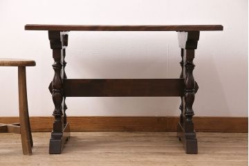 中古　松本民芸家具　レアな逸品!凝った脚のデザインが印象的な#29安川型卓(センターテーブル、ローテーブル)(R-048999)