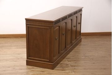 中古　DREXEL HERITAGE(ドレクセルヘリテイジ)　Triune(トライユン)　優雅な佇まいが魅力のクリデンザキャビネット(クレデンザ、サイドボード、リビングボード)(定価約66万円)(R-049003)