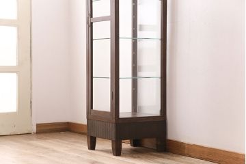 【オーダー注文・受注生産商品】ラフジュ工房オリジナル　上品なアンティークデザインが魅力のナラ材製縦型ガラスケース(ショーケース、陳列棚)(R-049005)