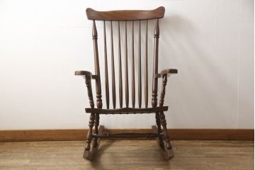 中古　九州民芸家具　ゆったりとした時間を過ごせる、贅沢なロッキングチェア(アームチェア、椅子)(R-049009)