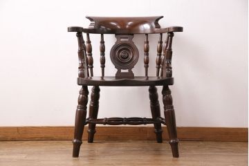 中古　松本民芸家具　存在感のあるホイールデザインが格好良い大キャプテンチェア(椅子、アームチェア、ウィンザーチェア、ウインザーチェア)(定価約26万円)(R-049011)