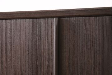 中古　村田家具オリジナル　かくし付き　気品を漂わせる国産の総桐箪笥(並厚、桐たんす)(ワードローブ、衣装箪笥、和タンス、桐たんす)(R-049017)