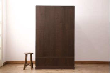 中古　村田家具オリジナル　かくし付き　気品を漂わせる国産の総桐箪笥(並厚、桐たんす)(ワードローブ、衣装箪笥、和タンス、桐たんす)(R-049017)