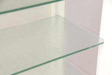 和製アンティーク　3面ガラス　シャビーな雰囲気がお洒落なホワイトペイントのケビントキャビネット(ガラスケース、ショーケース、飾り棚)(R-049021)