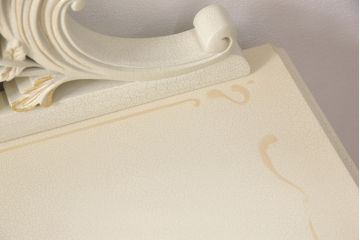 中古　イギリス製　ロココ様式　華やかなバラの装飾が印象的な可愛らしいドレッサー(定価約45万円)(鏡台)(R-049022)
