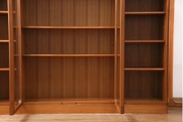 和製ヴィンテージ　日田工芸　温かみのある木肌が魅力のチーク材製キャビネット(収納棚、飾り棚、ビンテージ)(R-049023)