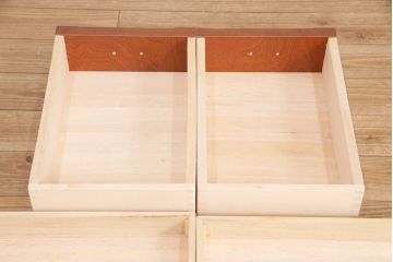 中古　民芸家具　衣装盆付き!赤みのある木肌が魅力の整理箪笥(収納タンス、ローボード、着物箪笥)(R-049031)