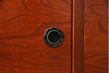 中古　民芸家具　衣装盆付き!赤みのある木肌が魅力の整理箪笥(収納タンス、ローボード、着物箪笥)(R-049031)