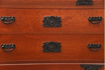 和製ビンテージ　民芸家具　ディスプレイ棚としてもおすすめ!赤みのある木肌が魅力の整理箪笥(収納タンス、ローボード、引き出し、チェスト、ヴィンテージ)(R-049033)