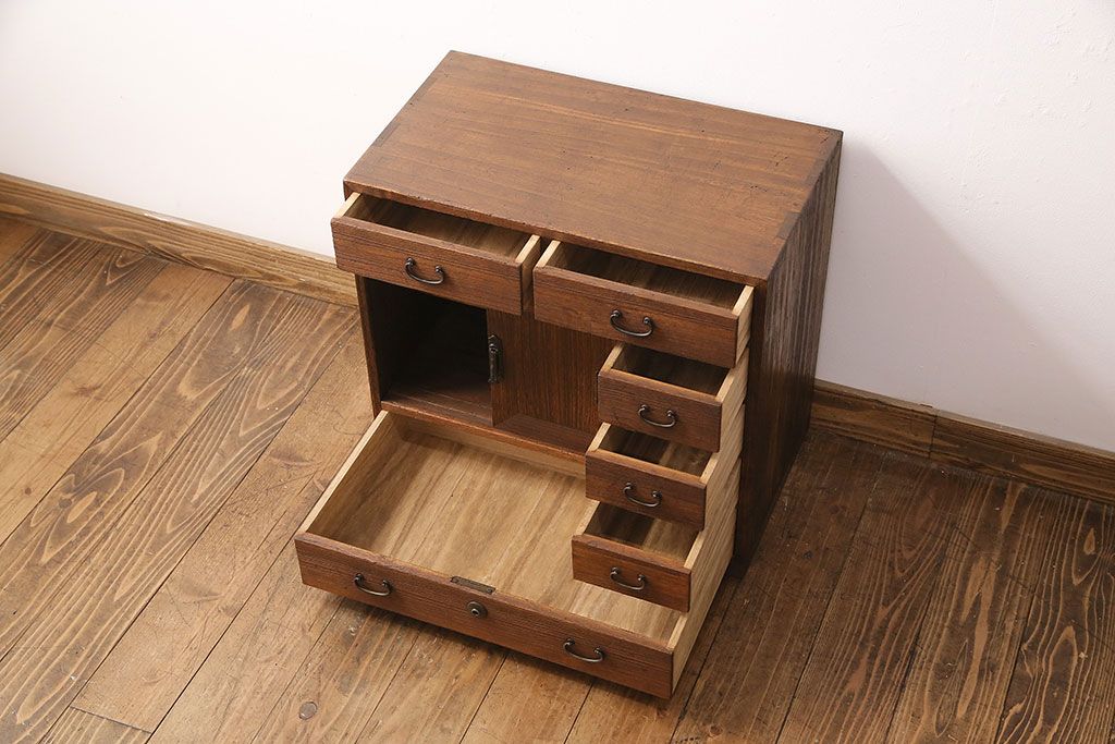 和製アンティーク　素朴な木肌が味わい深い、総桐材製の小箪笥(小物収納、引き出し、戸棚)(R-049039)