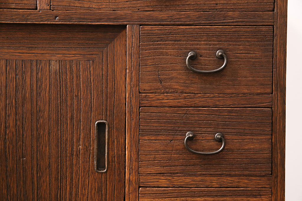 和製アンティーク　素朴な木肌が味わい深い、総桐材製の小箪笥(小物収納、引き出し、戸棚)(R-049039)