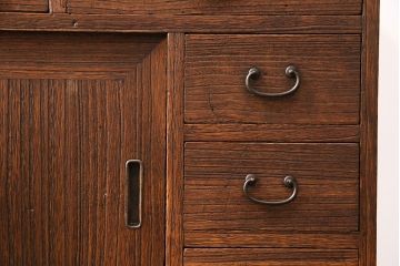 和製アンティーク　素朴な木肌が味わい深い、総桐材製の小箪笥(小物収納、引き出し、戸棚)(R-049039)