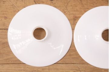 アンティーク照明　懐かしさ漂うレトロな平笠シェードの天井照明2個セット(ペンダントライト、天井照明)(R-049041)