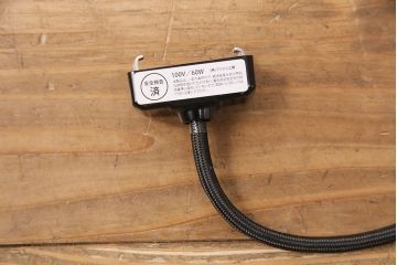 アンティーク照明　昔懐かしい趣溢れる吊り下げ照明(ペンダントライト、天井照明)(R-049042)