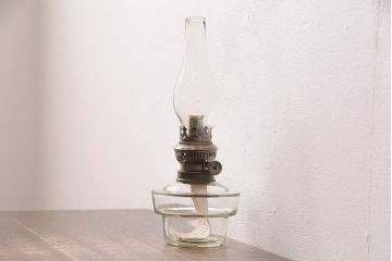 アンティーク雑貨　昭和初期　巻芯10番　お洒落な空間づくりに活躍するレトロなオイルランプ(テーブルランプ、スタンドライト)(R-049046)