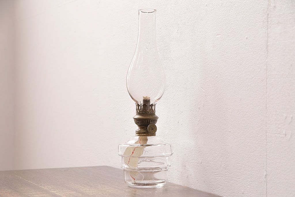 アンティーク雑貨　昭和初期　お洒落な空間づくりに活躍するレトロなオイルランプ(テーブルランプ、スタンドライト)(R-049047)