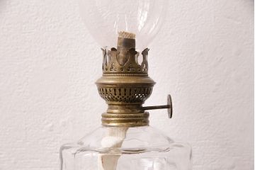 アンティーク雑貨　昭和初期　お洒落な空間づくりに活躍するレトロなオイルランプ(テーブルランプ、スタンドライト)(R-049047)