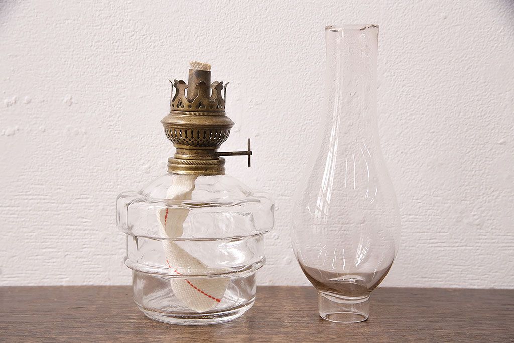 アンティーク雑貨　昭和初期　お洒落な空間づくりに活躍するレトロなオイルランプ(テーブルランプ、スタンドライト)(R-049047)