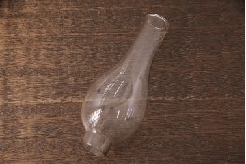 アンティーク雑貨　昭和初期　お洒落な空間づくりに活躍するレトロなオイルランプ(テーブルランプ、スタンドライト)(R-049047)