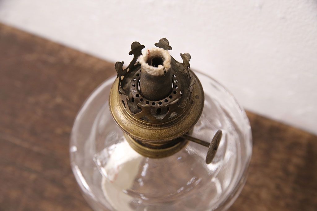 アンティーク雑貨　昭和初期　お洒落な空間づくりに活躍するレトロなオイルランプ(テーブルランプ、スタンドライト)(R-049047)