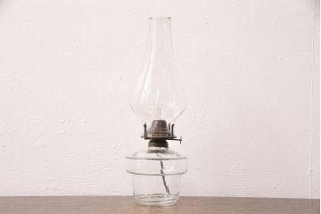 アンティーク照明　オイルランプリメイク　心和む雰囲気を演出してくれるテーブルランプ(スタンドライト、卓上照明)(R-049049)