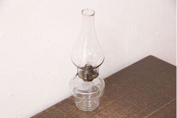 アンティーク照明　オイルランプリメイク　心和む雰囲気を演出してくれるテーブルランプ(スタンドライト、卓上照明)(R-049049)