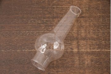 アンティーク照明　オイルランプリメイク　ノスタルジックな雰囲気をあじわえるテーブルランプ(スタンドライト、卓上照明)(R-049050)