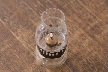 アンティーク雑貨　昭和初期　レトロなデザインが魅力の豆ランプ(オイルランプ、火屋、油壷)(R-049051)