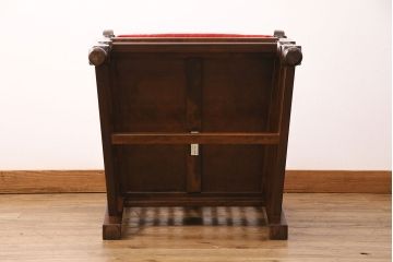 中古　美品　松本民芸家具　上品な佇まいが魅力のD型布張り椅子(ソファ、アームチェア、一人掛けソファ)(定価約27万円)(R-049058)