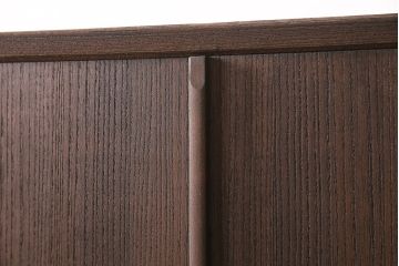 中古　美品　引手が美しい!上品な佇まいが魅力的な国産の総桐箪笥(並厚、桐たんす)(ワードローブ、洋服タンス、桐たんす)(R-049064)
