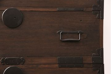 和製アンティーク　新潟産　落ち着いた和の雰囲気を醸し出す桐材製の重ね箪笥(引き出し、チェスト、桐箪笥、桐タンス、和たんす、収納箪笥、時代箪笥)(R-049065)