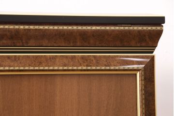 中古　美品　イタリア輸入家具　クラシカルな佇まいが魅力のキュリオケース(ガラスケース、キャビネット、飾り棚、コレクションケース)(定価約39万円)(R-049066)
